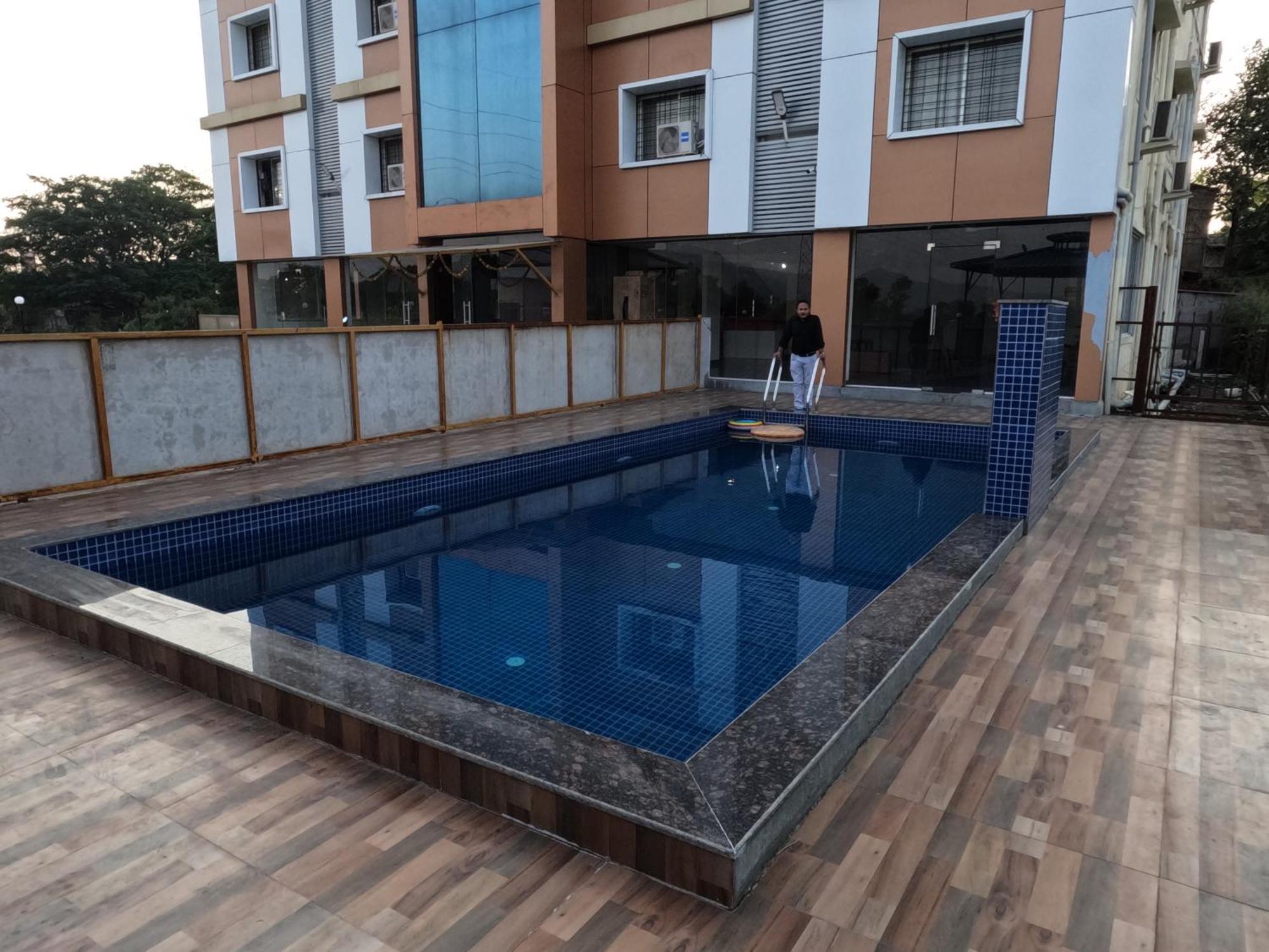 Hotel Sandesh Palace Lonavala Exterior foto